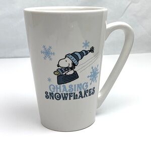 SNOOPY Peanuts Chasing Snowflakes Mug